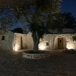 ロッジ Borgo Cervarolo オストゥーニ
